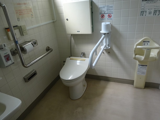 県立新居浜病院トイレ2