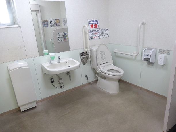 コスモス篠場店トイレ